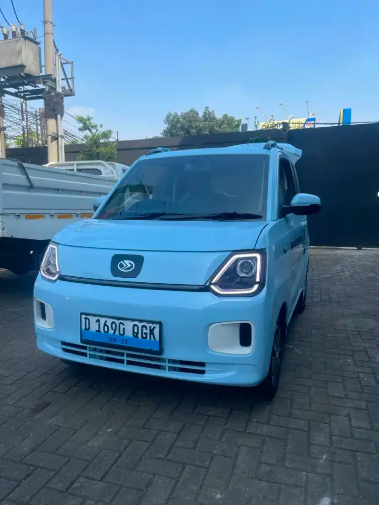 Mobil listrik dfsk Seres E1