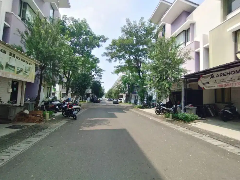 Dijual Rumah Kost area Gading Serpong Allogio Barat - Tangerang