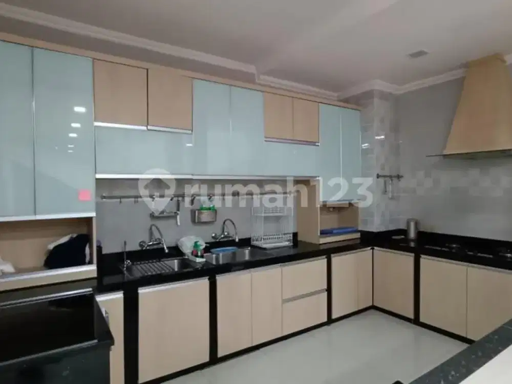 Jual Murah.lokasi Elit..Rumah Cantik Minimalis ....Bebas Banjir...Di Gading Kirana Kelapa Gading