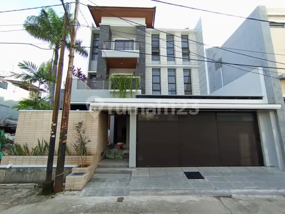 Jual Murah... Rumah Baru Minimalis 3 Lantai...6 Kamar...Di Kelapa Sawit Kelapa Gading