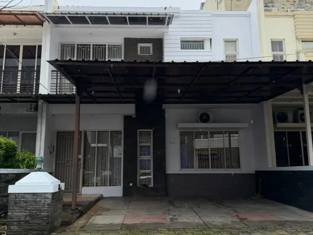 Disewa Murah Rumah Luas 2 lantai Berperabot di Puri Mansion depan TOL Puri Indah