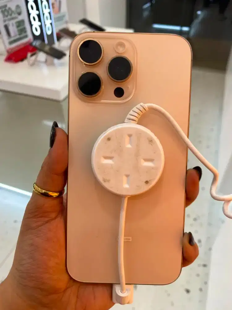 iPhone 16 promax