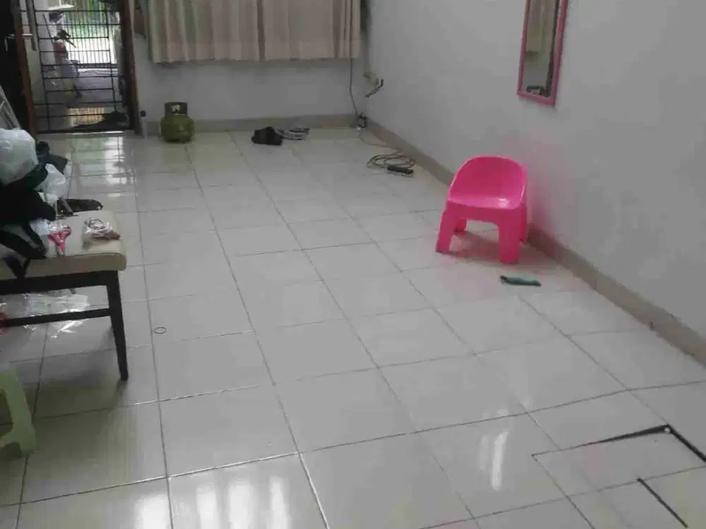 SALE RUMAH TKI3 DAERAH 1 GATE SYSTEM