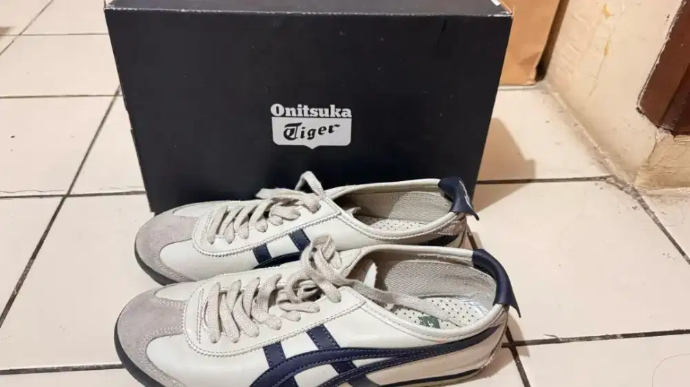 Onitsuka Tiger beli di jepang