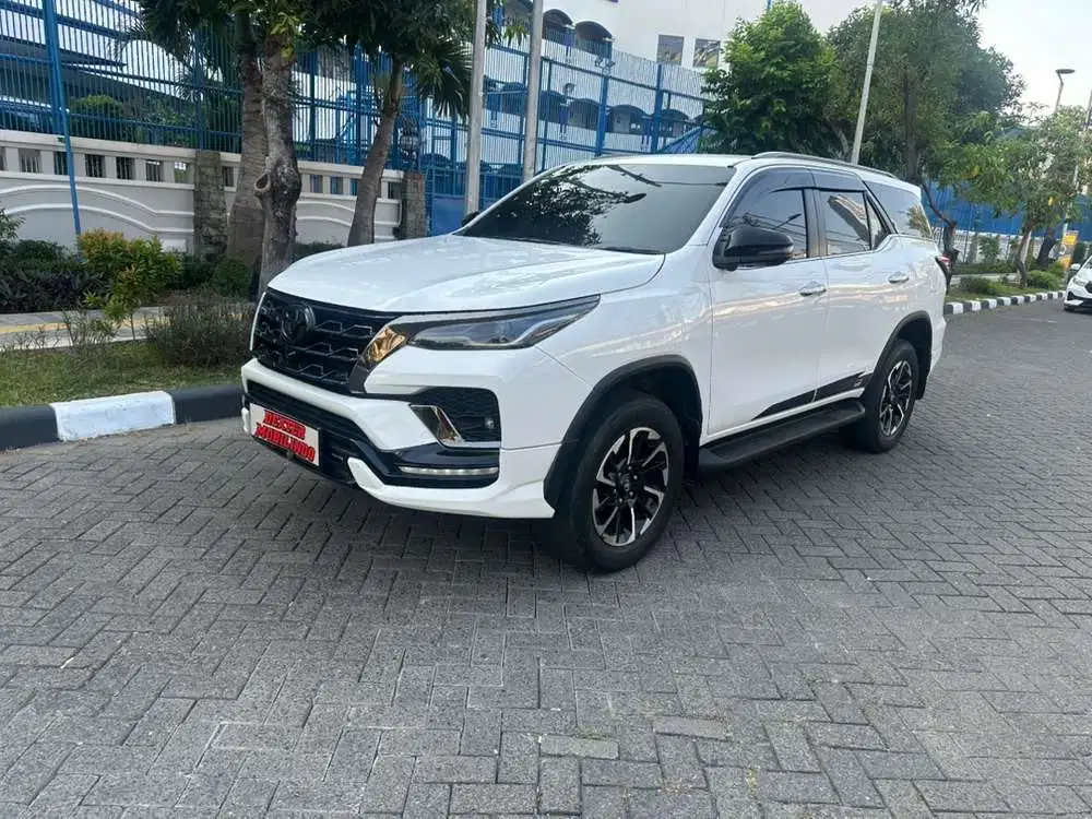 ( Dp 50 jt) Toyota Fortuner 2.8 GR sport 2022 kondisi mobil istimewa