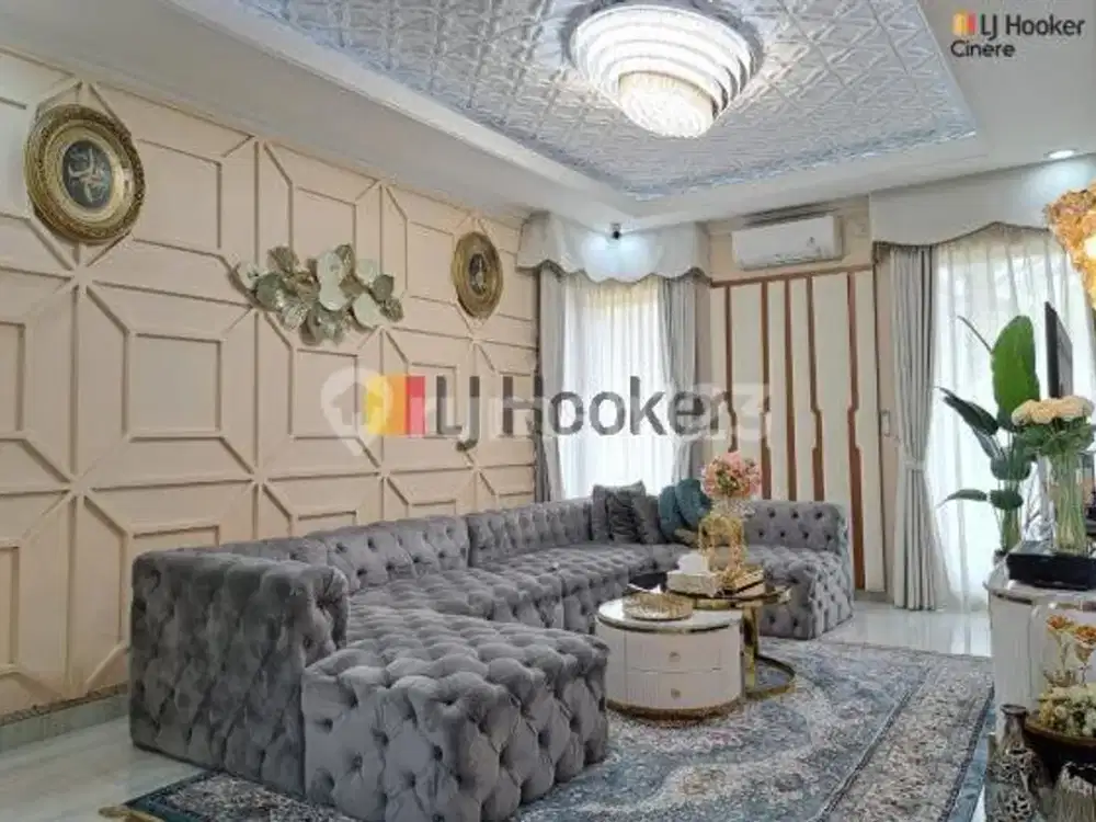 RUMAH BANGUNAN 3 LANTAI LENGKAP DENGAN KOLAM RENANG LOKASI STRATEGIS BSD CITY