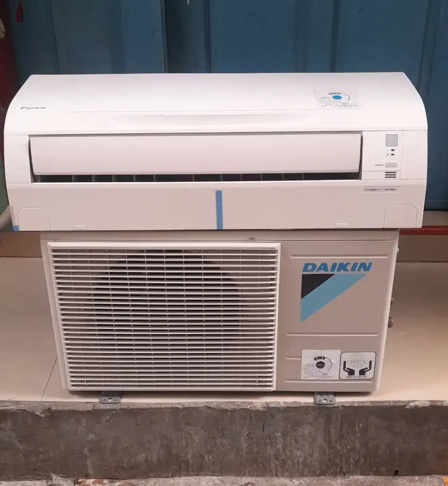 Jual ac daikin thailand 1 pk R32 belum lama pakek mulus ori