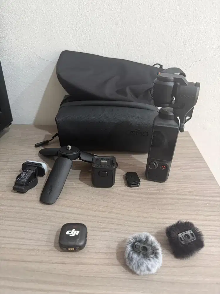 Dji osmo pocket 4 creator combo