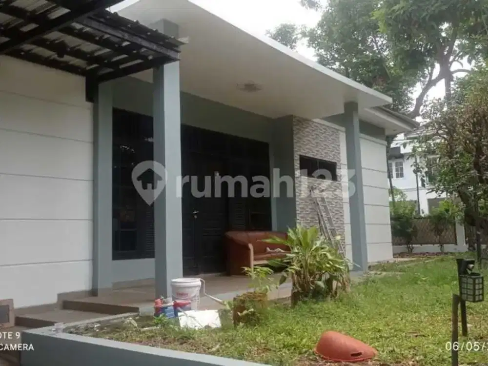 Rumah Hook 1 Lantai Dalam Komplek Nyaman di Cinere