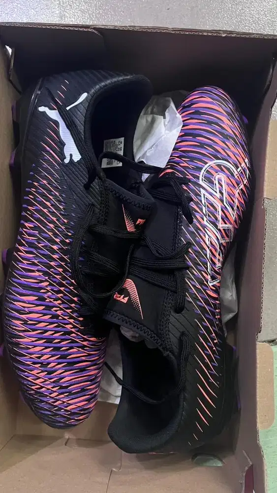 ORIGINAL BRAND NEW Puma Future 8 Purple Black size 45