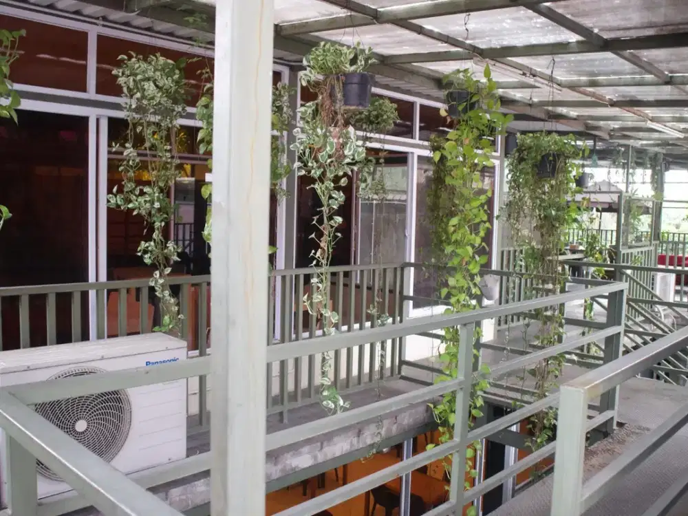 Dijual Rumah Usaha di Pejaten Barat. Jakarta Selatan