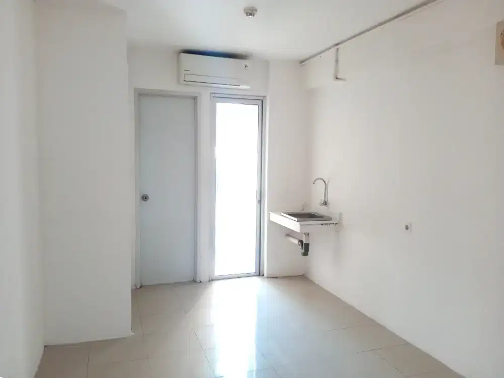 Disewakan Unit 2BR Unfurnish lantai rendah Apartemen Bassura City