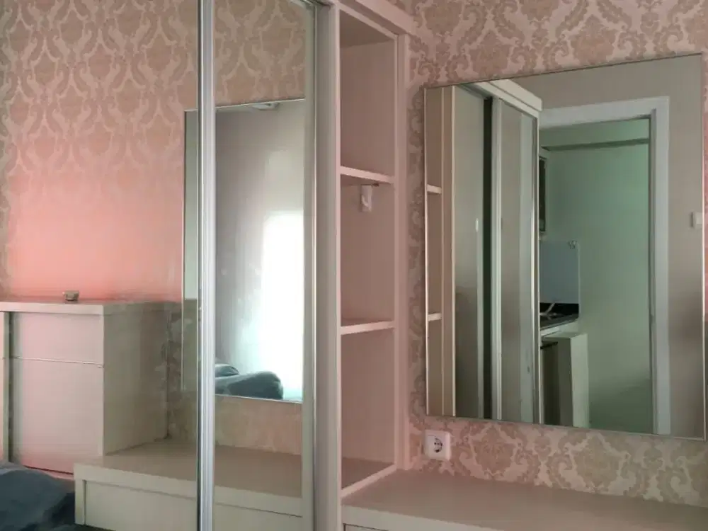CARI APARTEMEN FURNISHED BOUGENVILLE GREEN PRAMUKA SIAP HUNI BIAYA BALIK NAMA TERMASUK
