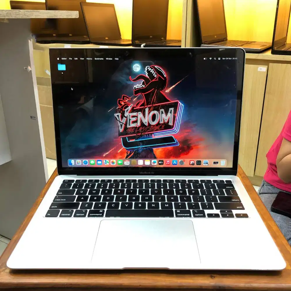 MacBook Air Retina 13 2020 (Dual-Core i3)  *RSK