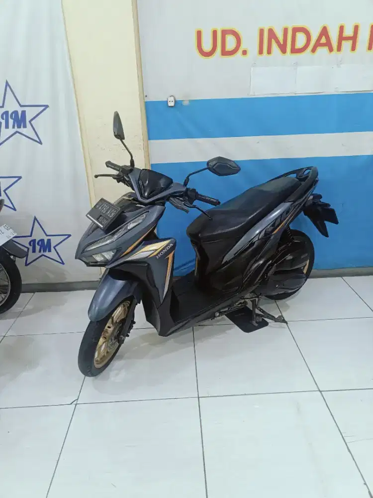 VARIO ESP CBS ISS EXCLSV FI ECO 125 2022 BISA KREDIT