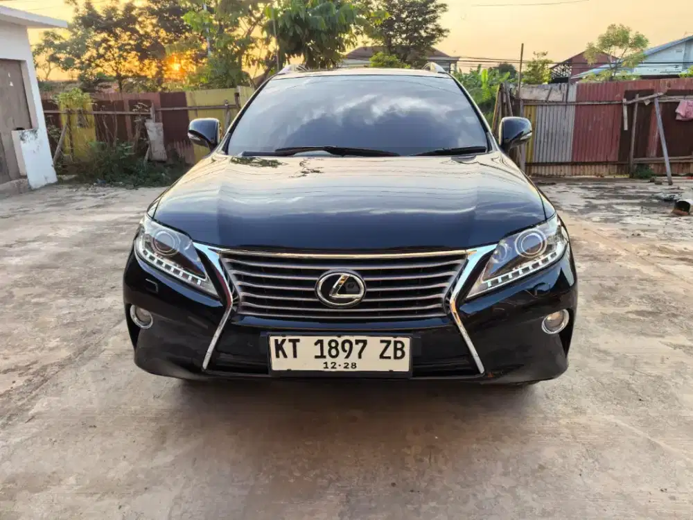 Lexus RX 270 kilometer low jarang pakai