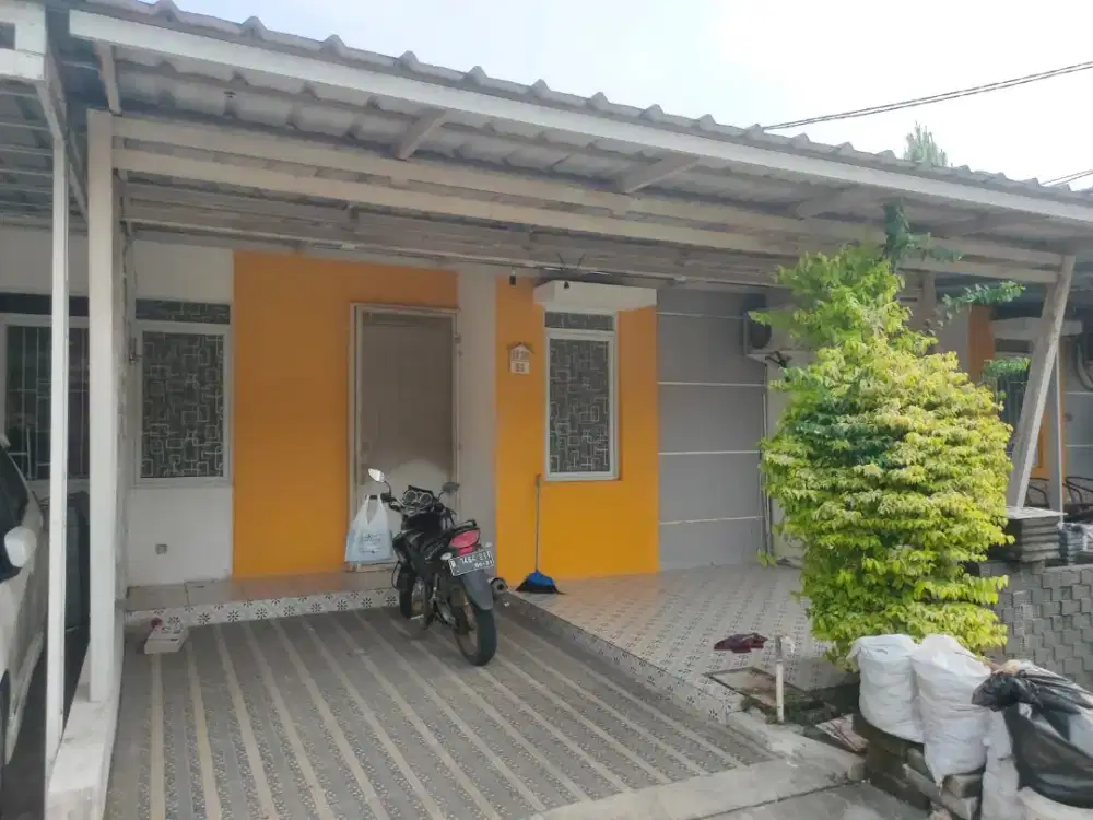 Disewakan rumah di foreshill Parung panjang cluster acero