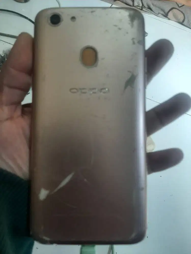 HAndphone oppo f5