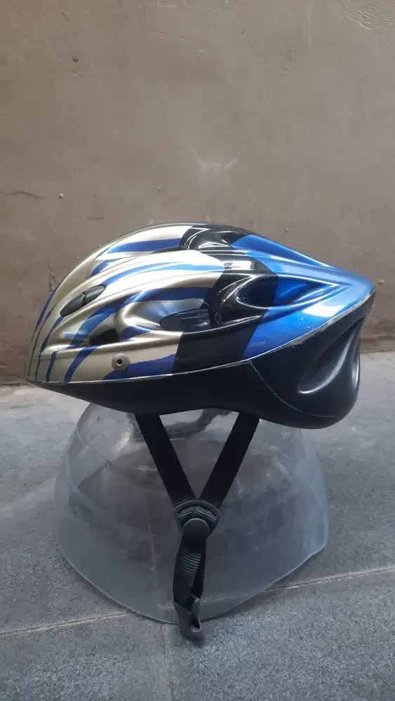 Helm Sepeda ukuran XL