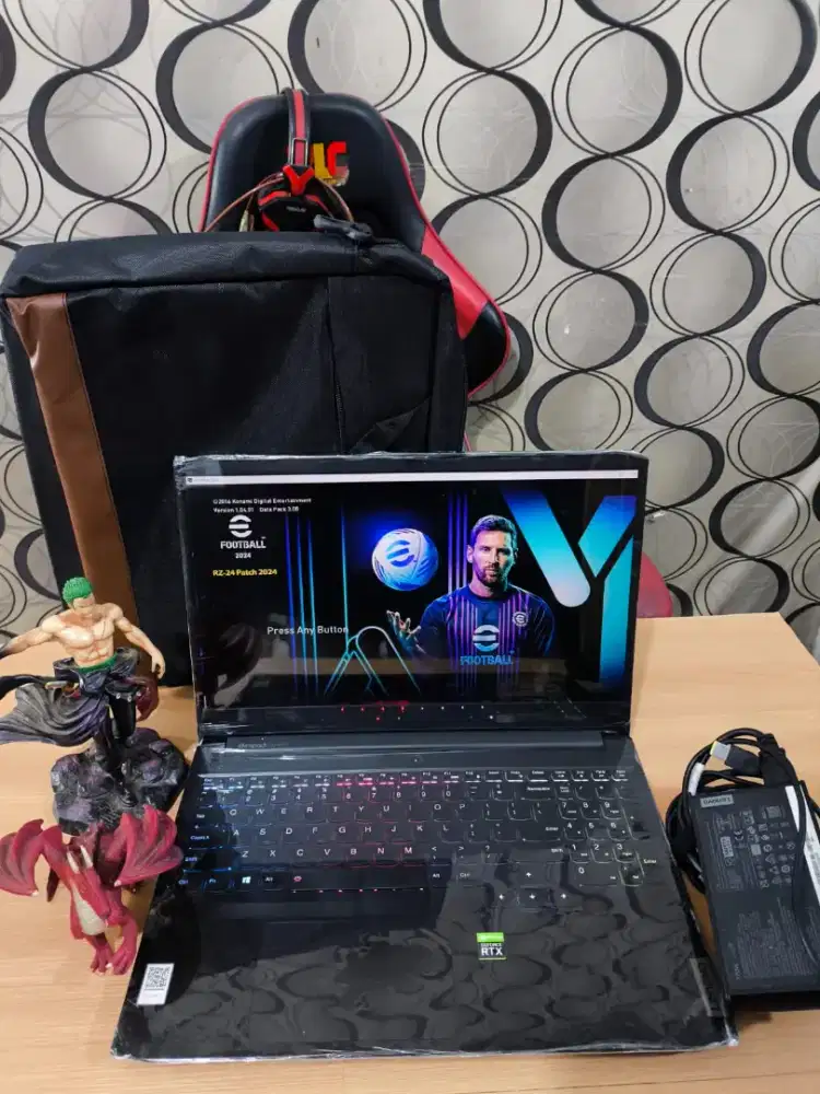 LENOVO GAMING 15-ARCH RTX RGB