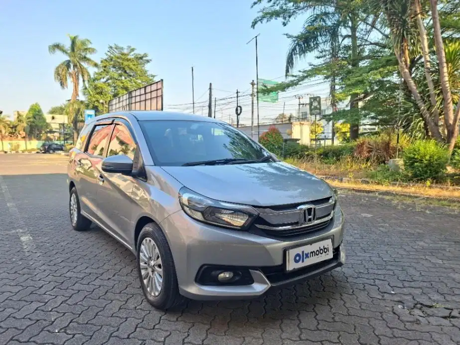DP MURAH - Honda Mobilio 1.5 E Bensin AT 2017 Abu