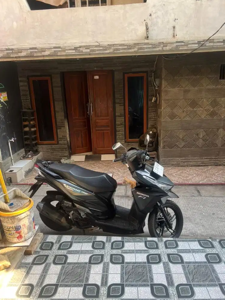 Vario 150 th2017 lengkap smpe faktur kelistrikan normal tinggal pakai