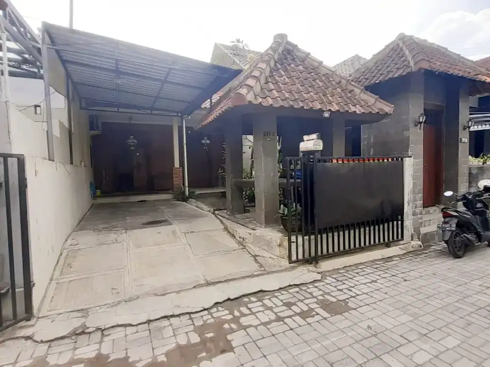Dijual Rumah Etnik Semi Furnish Lokasi Sorowajan Dekat Amplas dan JEC