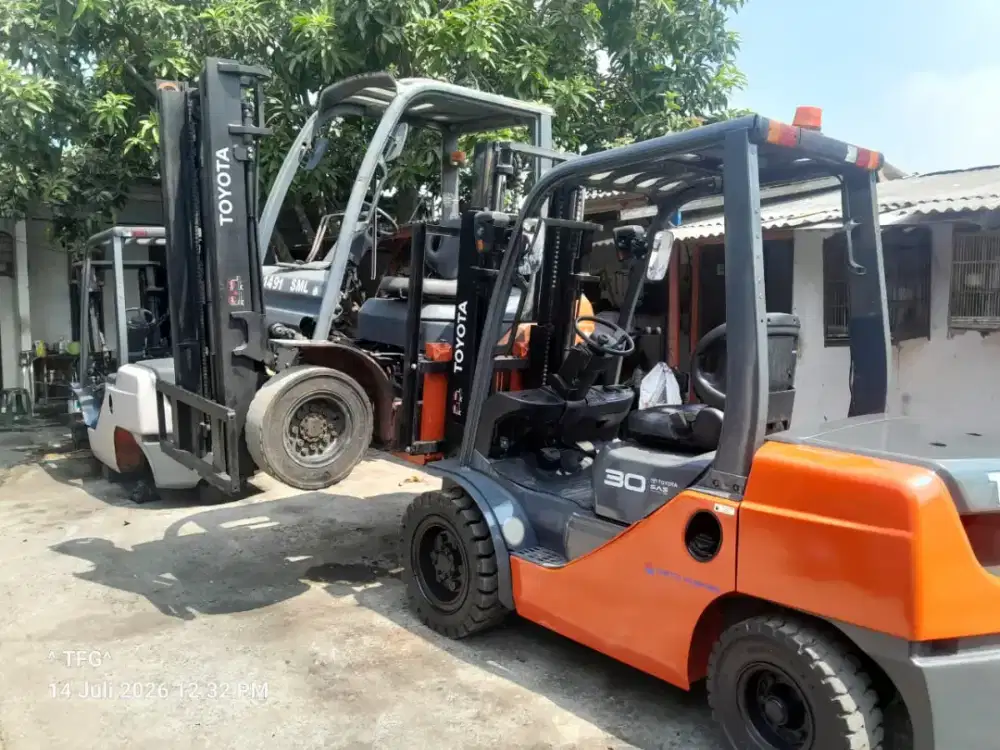 Forklift Toyota 3 Ton,Matic,Tiang 3 Meter,1DZ-II,8FD30,Tahun 2021