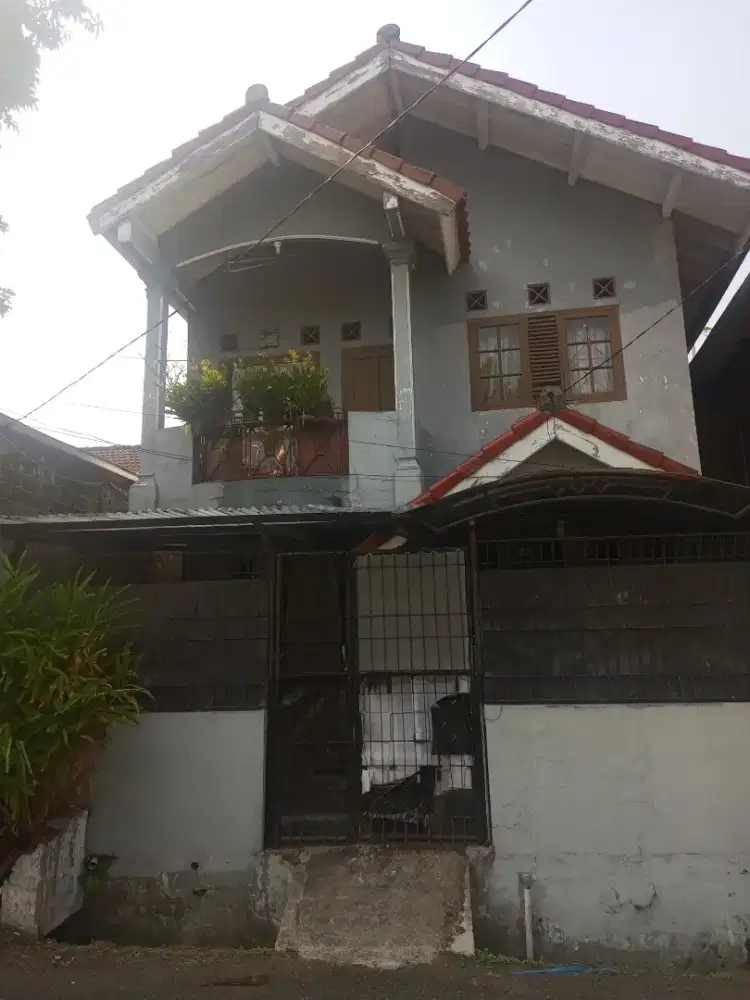 DIJUAL RUMAH DI SARIKASO STRATEGIS PUSAT KOTA