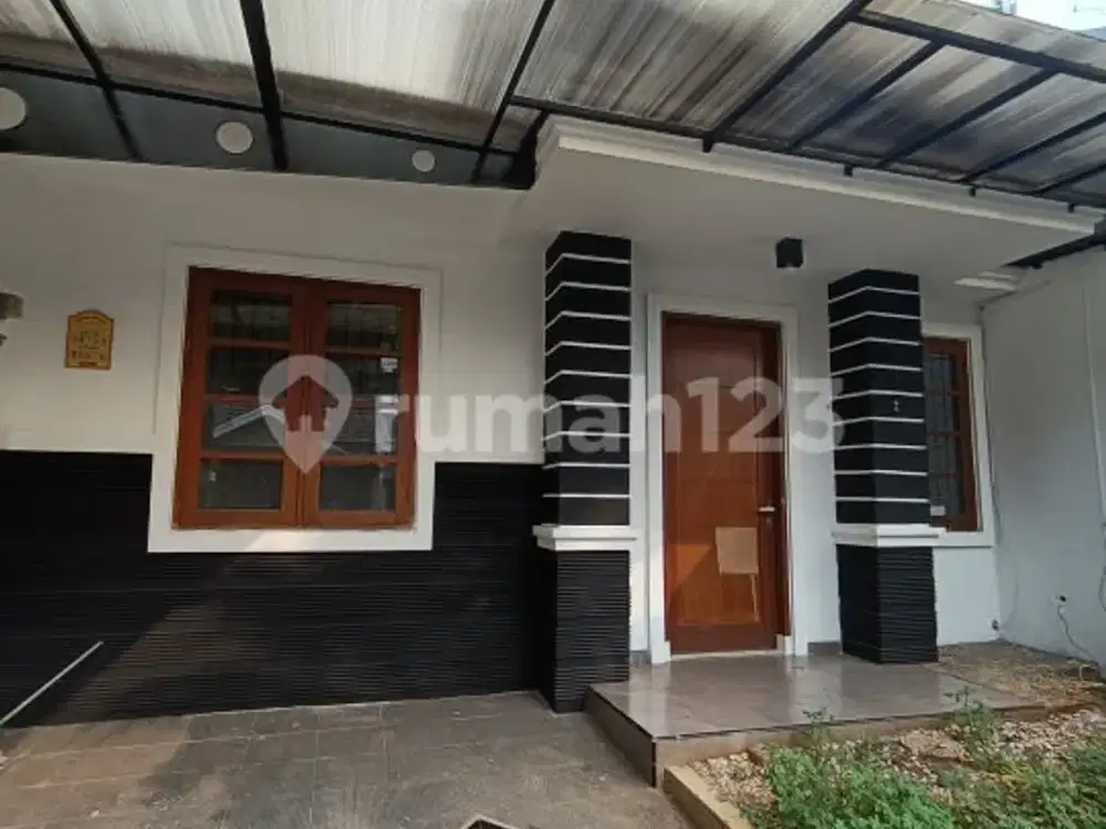 Rumah Bsd Dekat Stasiun Kereta