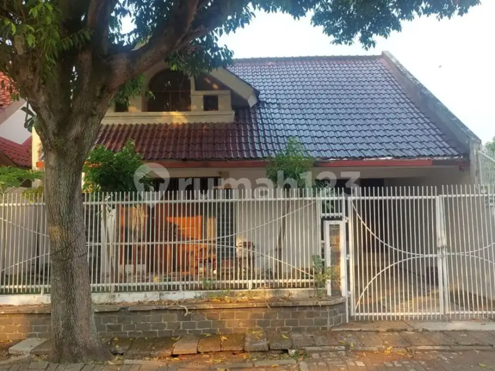 Rumah Luas Di Anggrek Loka Bsd