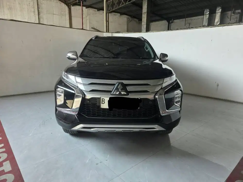 Mitsubishi Pajero Dakar 2.4 AT ( Matic ) 2023 Hitam Km 42rban Mulus