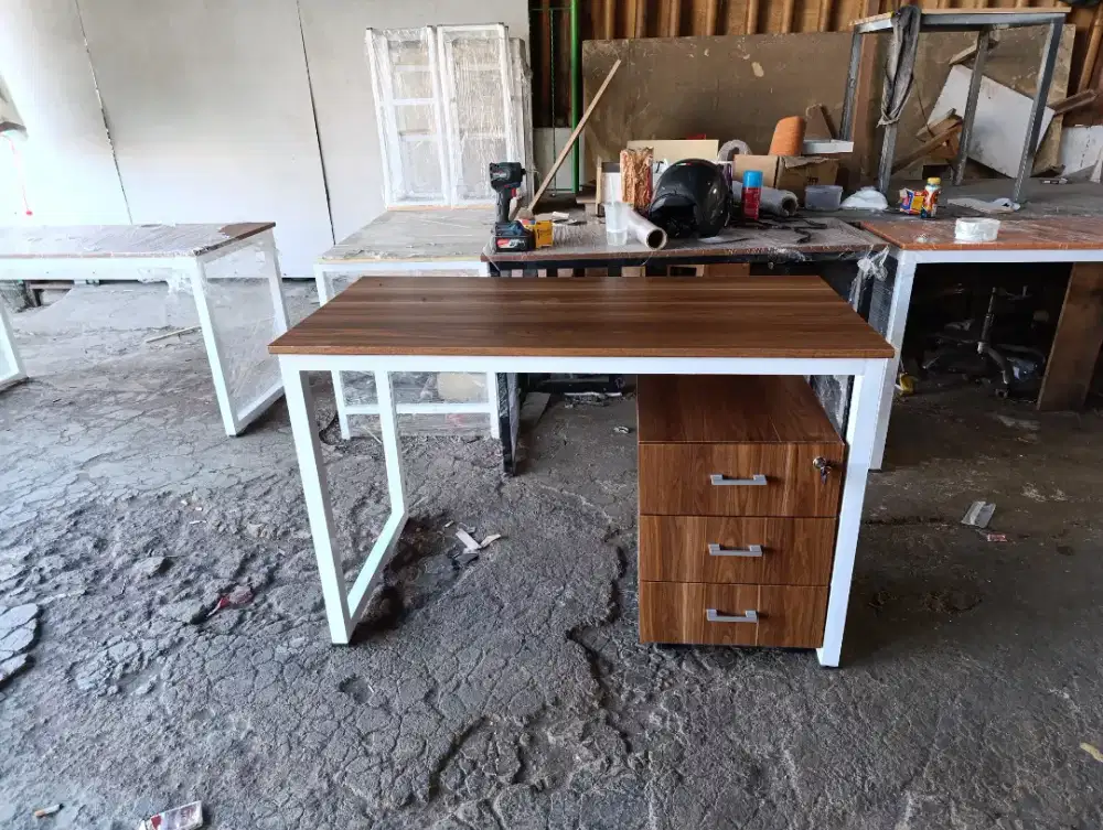 Meja Kerja Industrial Modern + Drawer 3 Laci