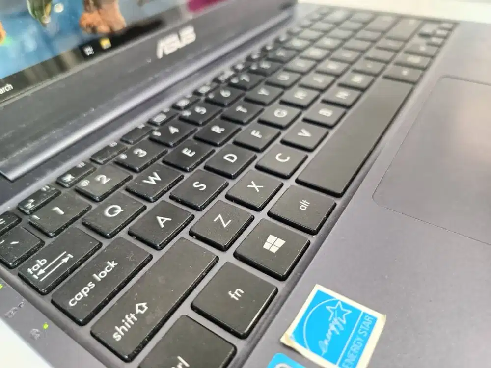Asus Vivobook E203NAH Intel N3350 RAM 2 SSD 128 Layar 11 Inch