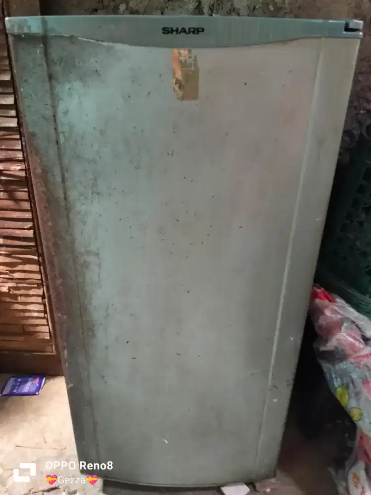 Kulkas 1 pintu merk SHARP