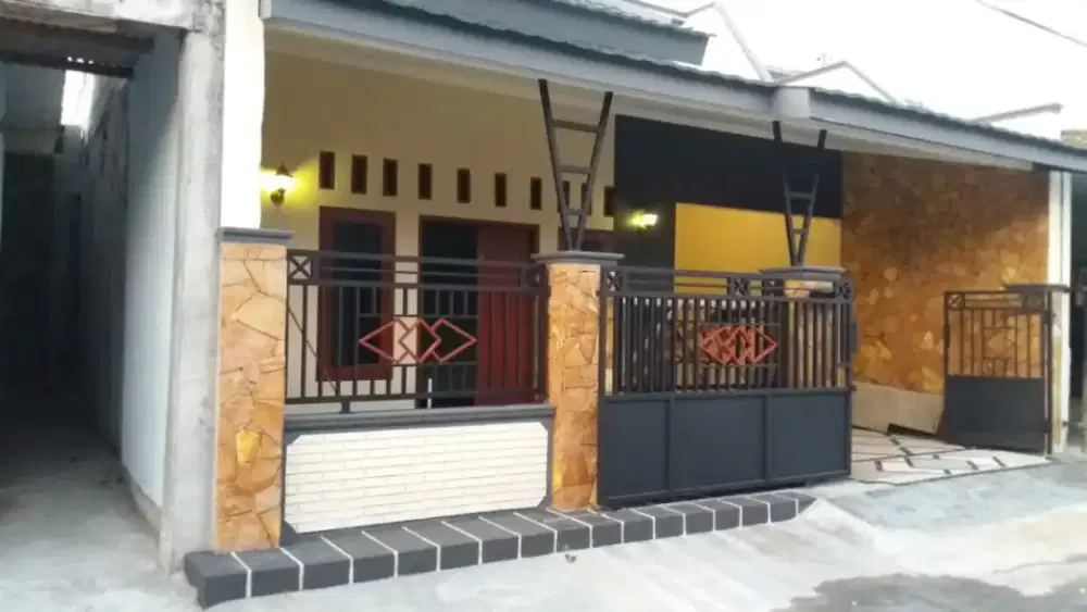 Rumah Cluster Siap Huni,Full Furnish Dekat Resto Dalemkopi Wonorejo