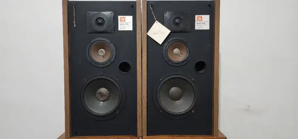 SPEAKER JBL MODEL J 320