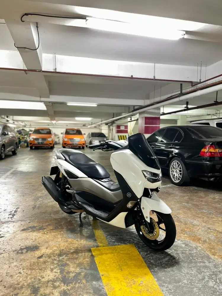 Yamaha NMaX 155 putih 2021