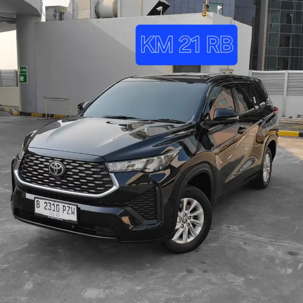 Toyota Zenix 2.0 G CVT Bensin 2024 Hitam