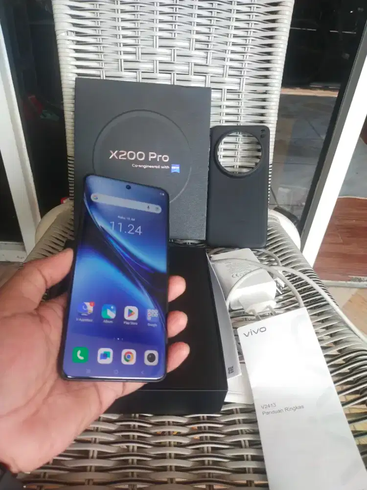 Vivo X200 pro 16/512gb fullset ori bisa tt hp