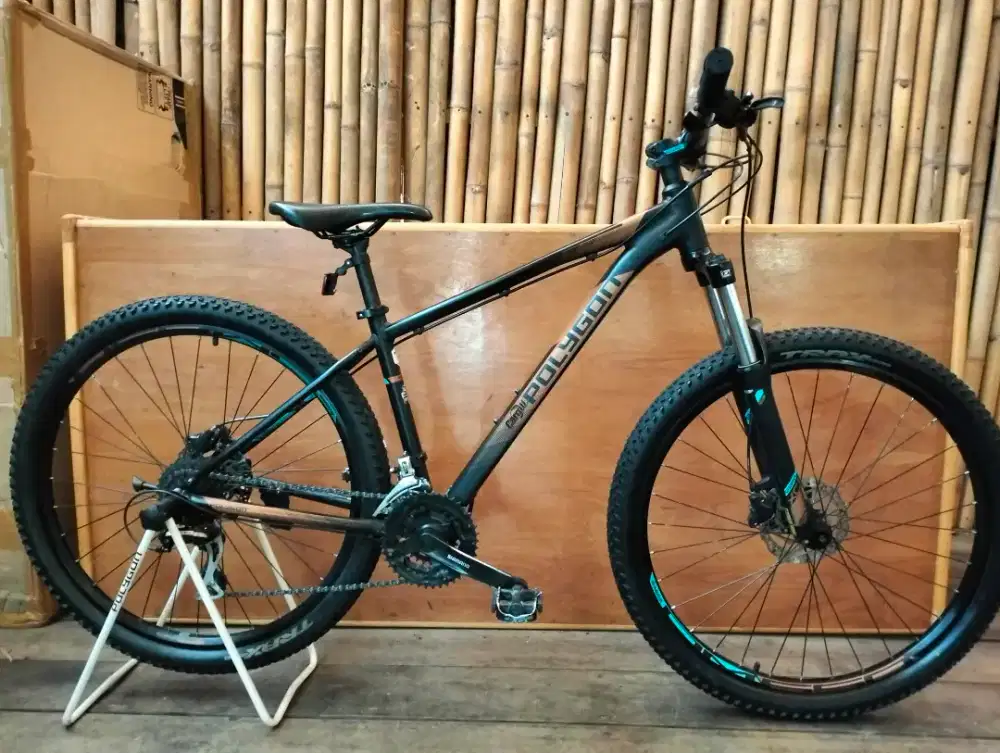 Polygon premier four