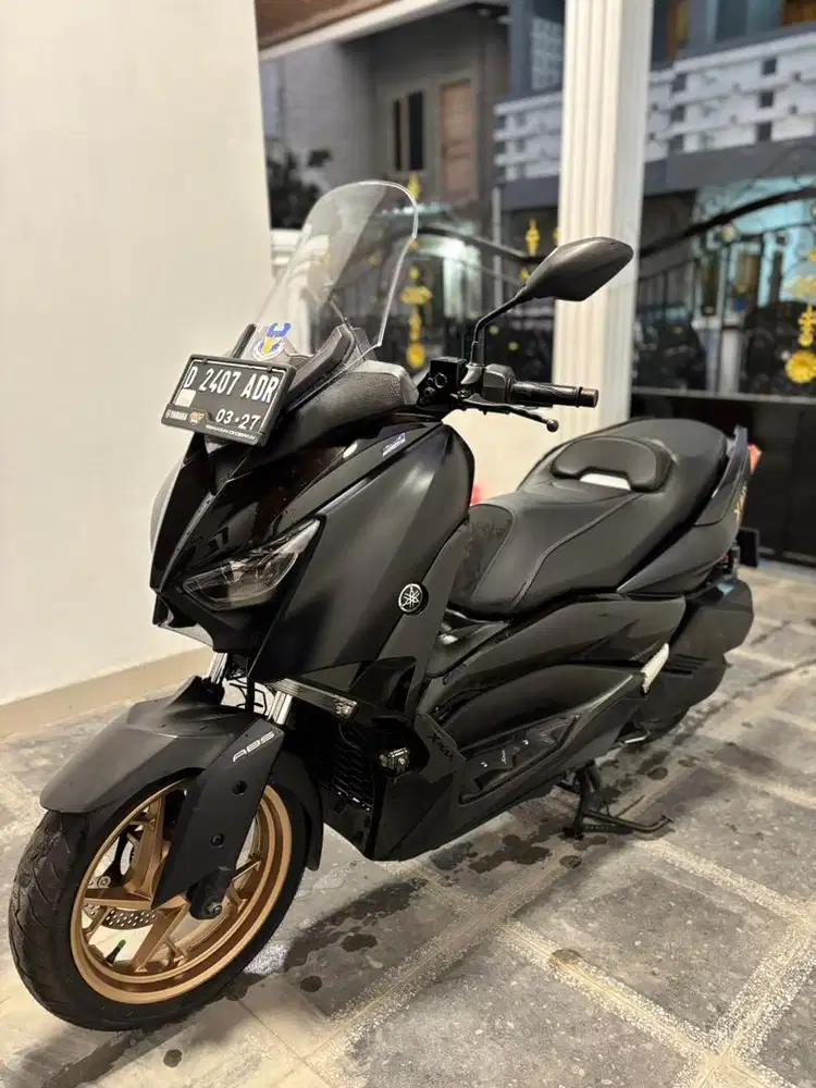 YAMAHA XMAX 2022