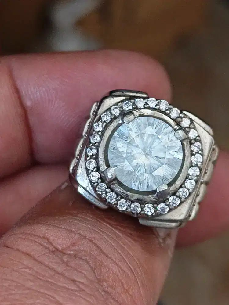 Moissanite diamond big size