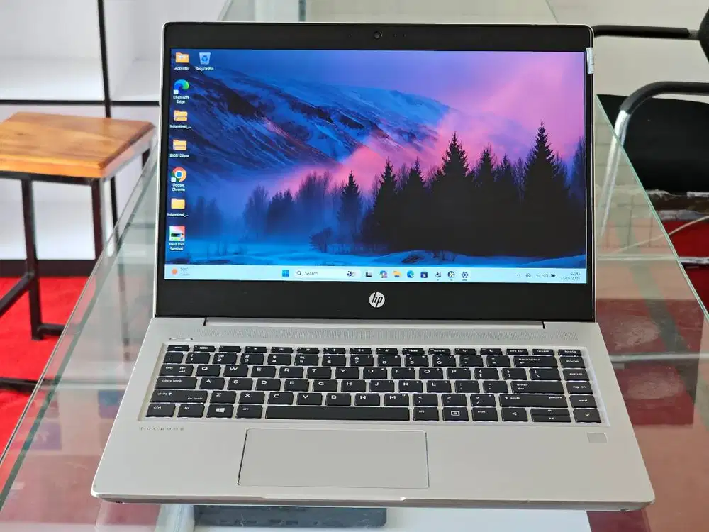 HP PROBOOK 440 G6 intel Core i5 Gen 8 ram 8 GB SSD 256 GB intel UHD Gr