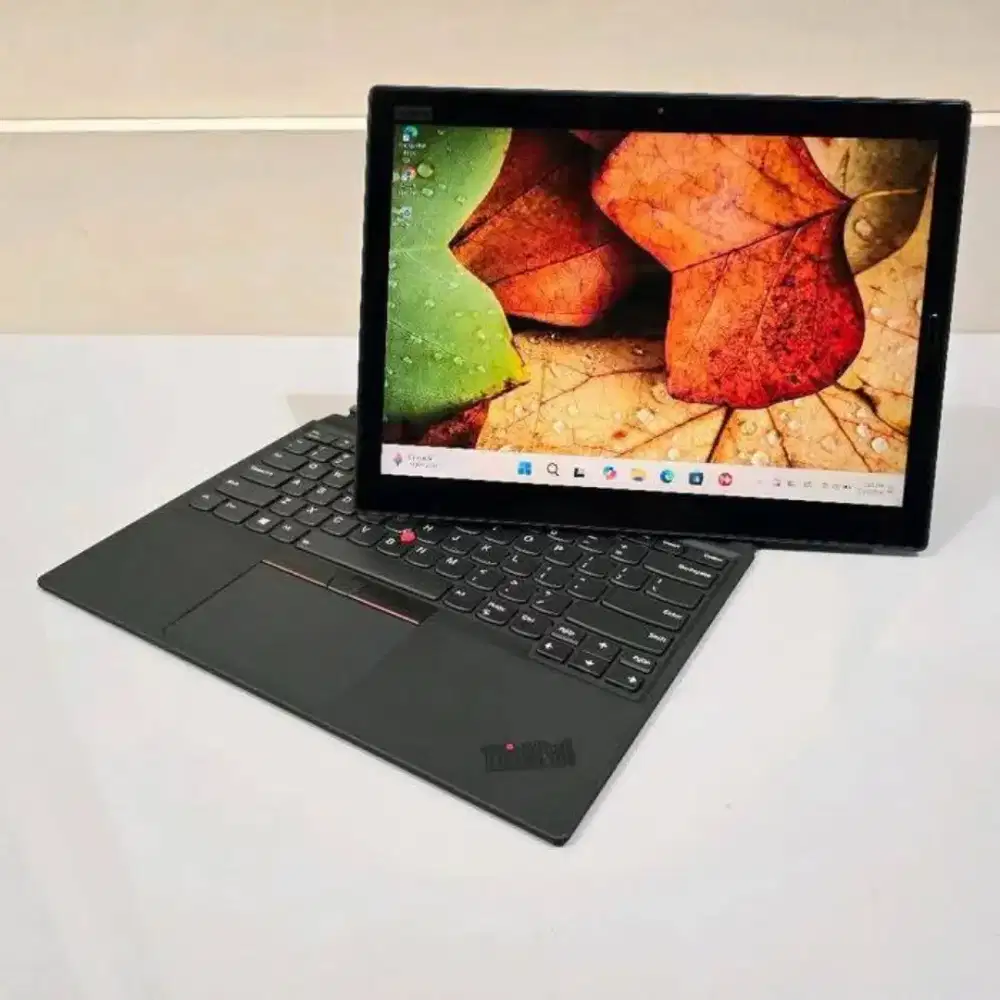 Dijual laptop lenovo tablet touchscreen