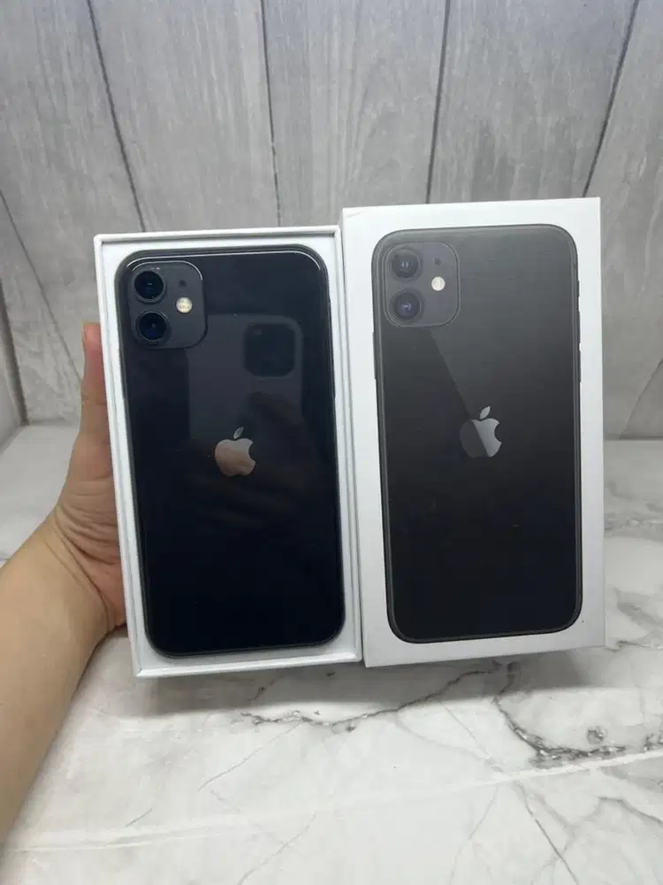 iphone 11/64 hitam