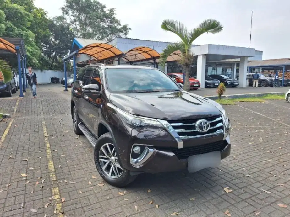 [OLXmobbi] PAJAK PANJANG - TOYOTA FORTUNER 2.4 4X2 VRZ SOLAR AT 2017
