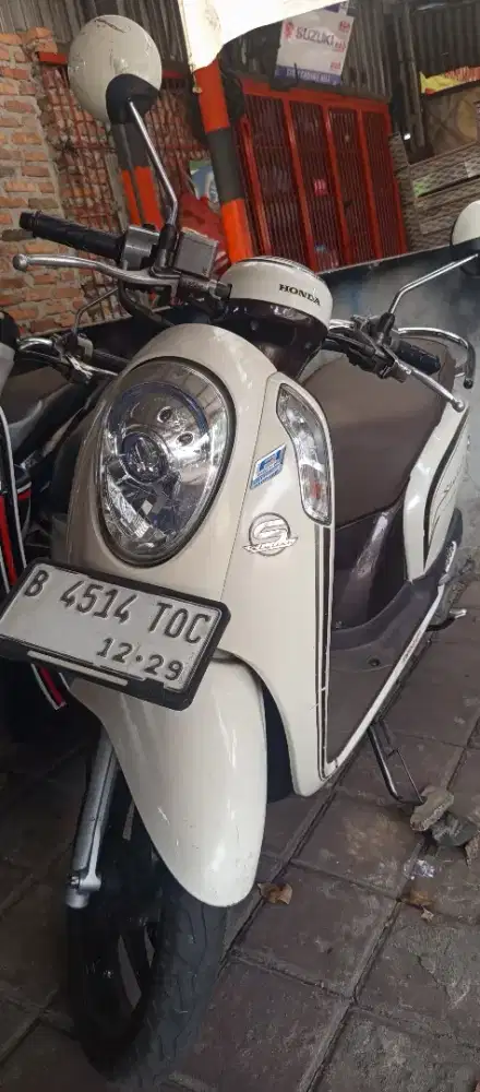 HONDA SCOOPY F1 TH 2016 MOTOR ISTIMEWA BODY MESIN OKE