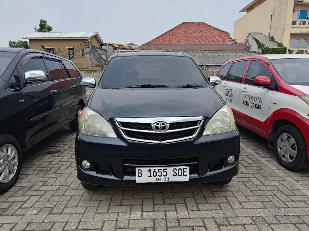 Toyota avanza 1.3 E manual 2011