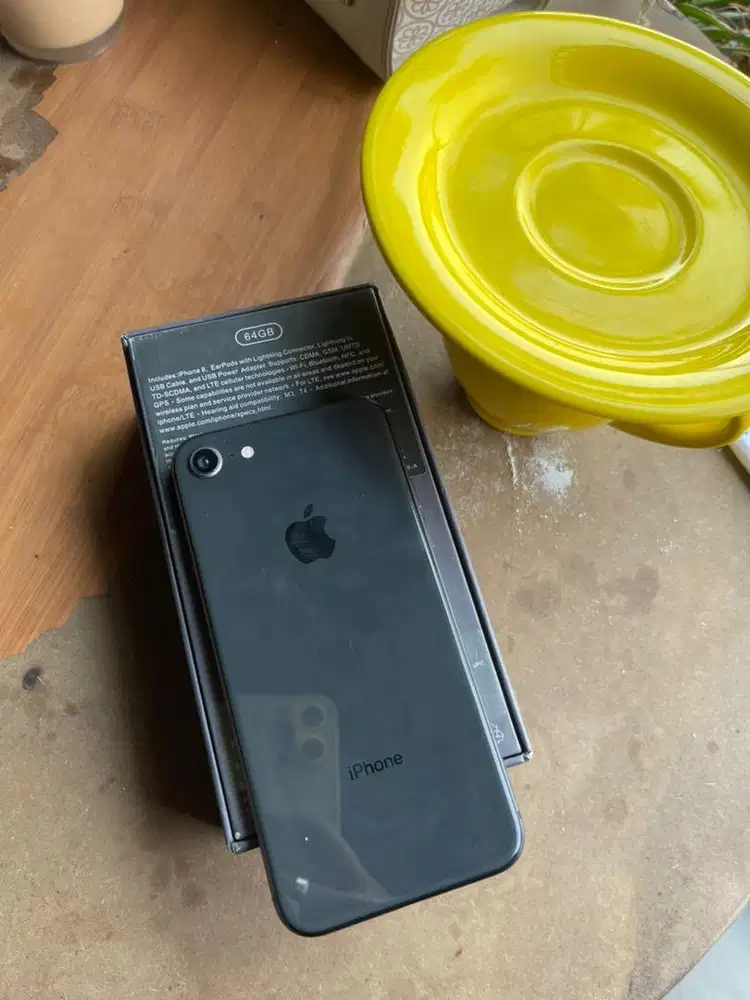 iphone 8 all operator 64gb